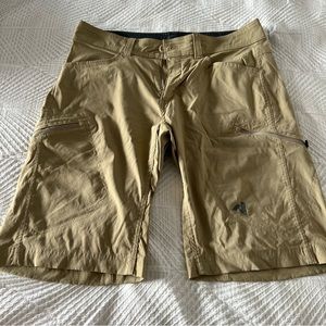Eddie Bauer First Ascent Shorts Mens 34 {Bundle of Two!}